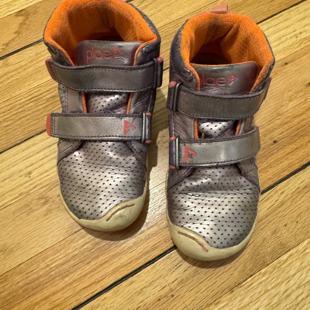 Plae Kids Shoes - metallic and Orange